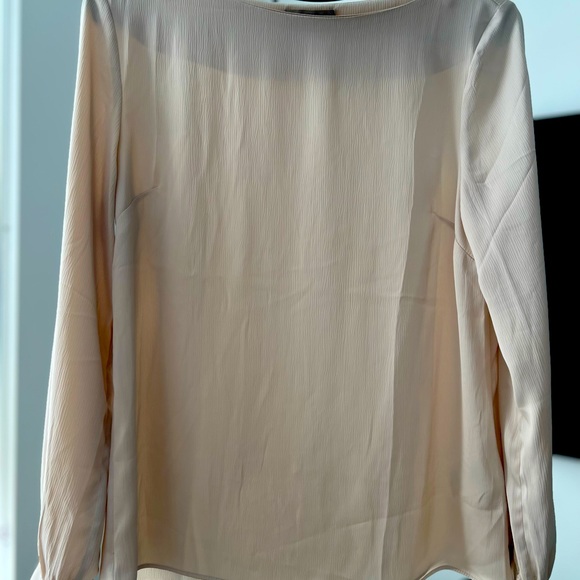 Top - Picture 2 of 6